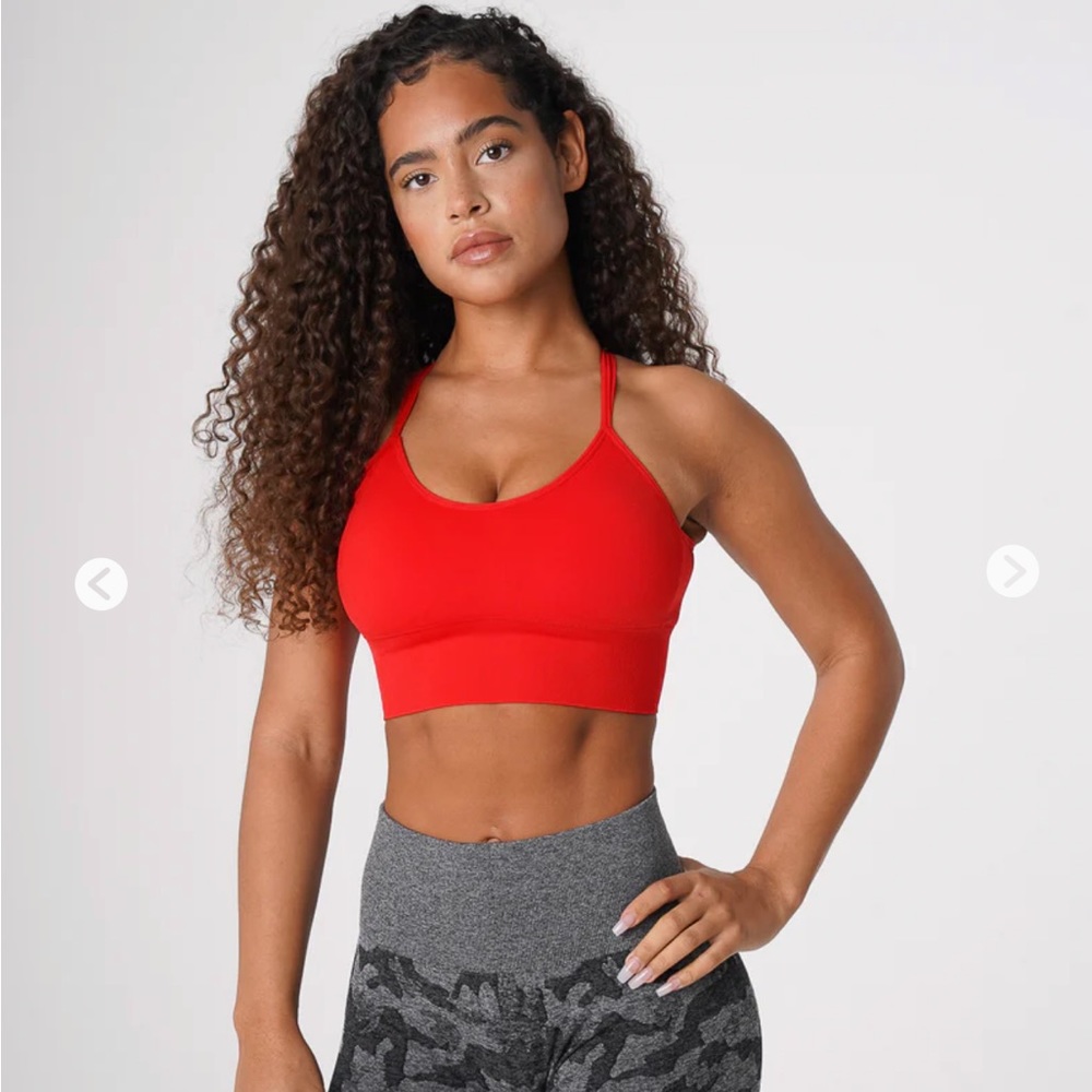 NVGTN sports bra